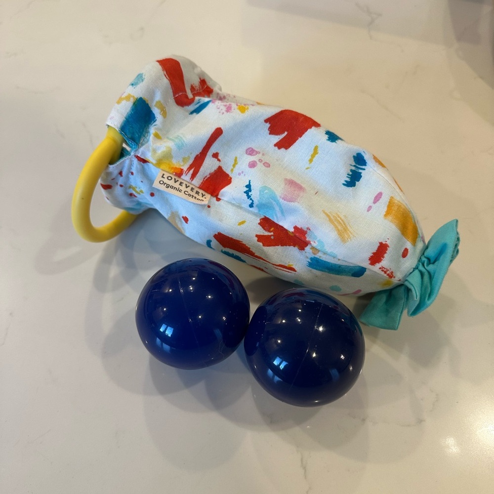 Lovevery peek a boo crinkly bag & opposite balls